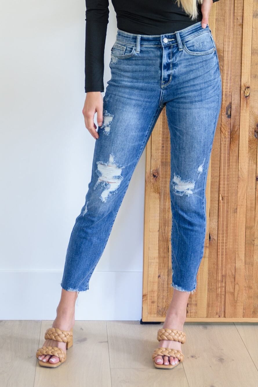 Judy Blue Kyla high rise destroyed relaxed jeans ripped
